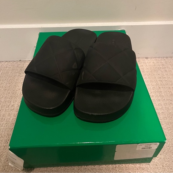 Bottega Veneta Black Sandals - Picture 6 of 16